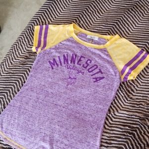 Minnesota Vikings T-shirt.